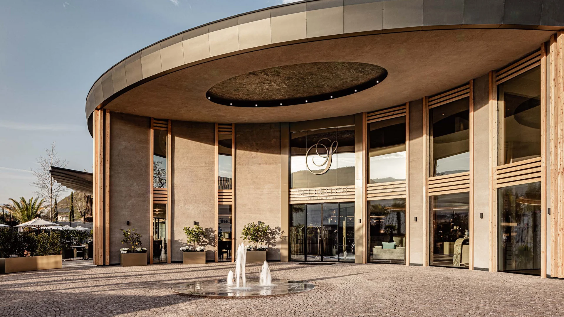 SEELEITEN Lake Spa Hotel: Ihr Wellnesshotel in Südtirol SEELEITEN Lake Spa Hotel: Ihr Wellnesshotel in Südtirol