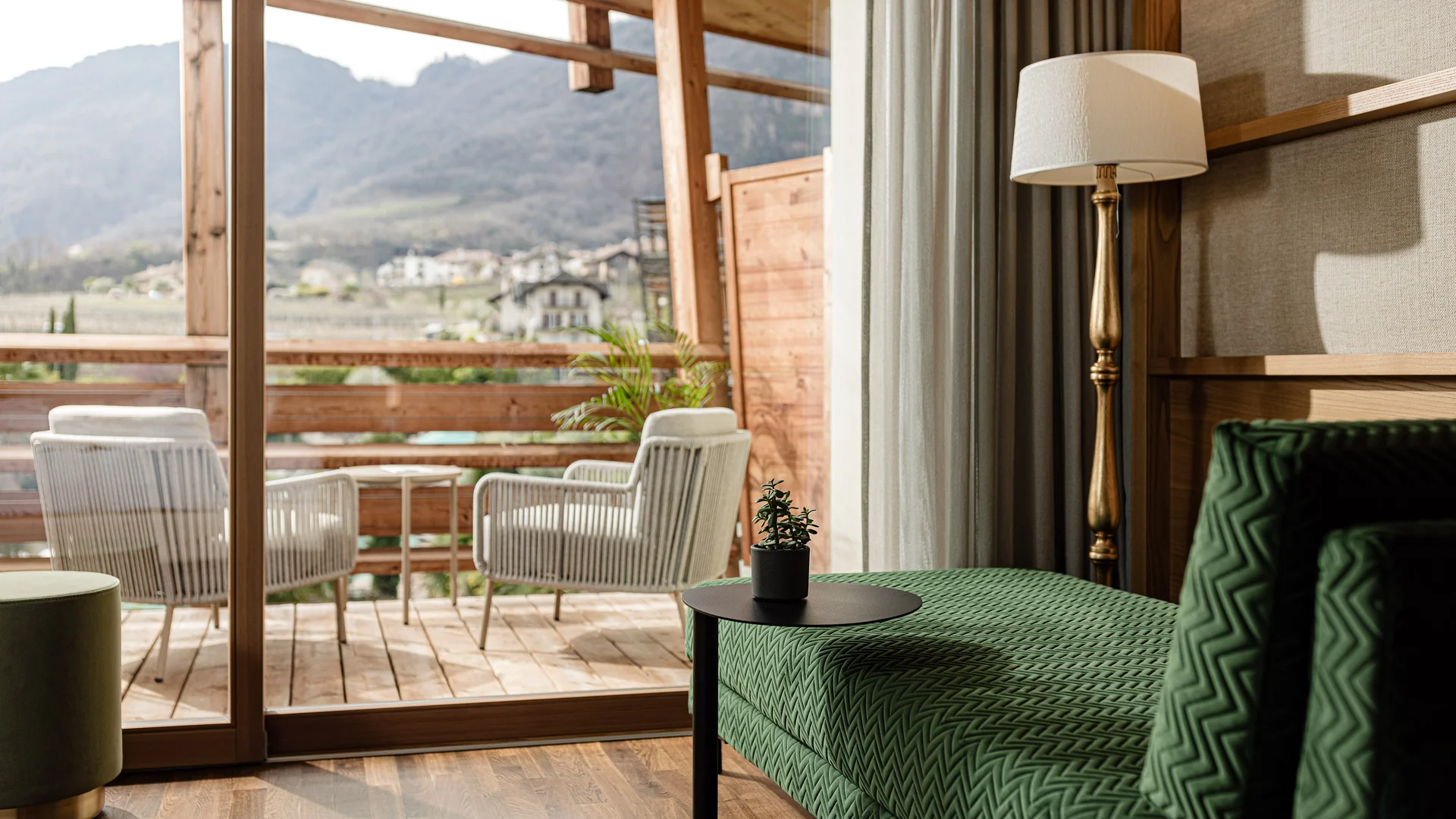 SEELEITEN Lake Spa Hotel: Ihr Wellnesshotel in Südtirol SEELEITEN Lake Spa Hotel: Ihr Wellnesshotel in Südtirol